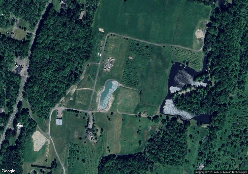 7902 Albany Post Rd, Red Hook, NY 12571 - photo 1