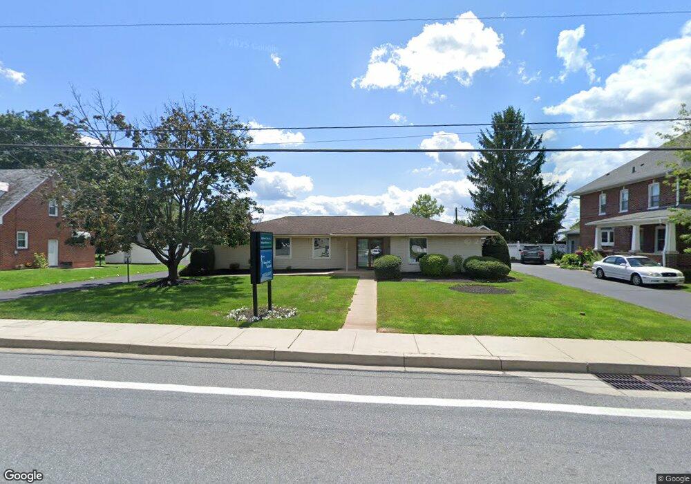 438 E Baltimore St, Taneytown, MD 21787 - photo 1