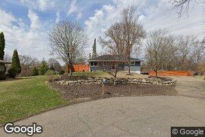 5056 Holiday Cir, Minnetonka, MN 55345