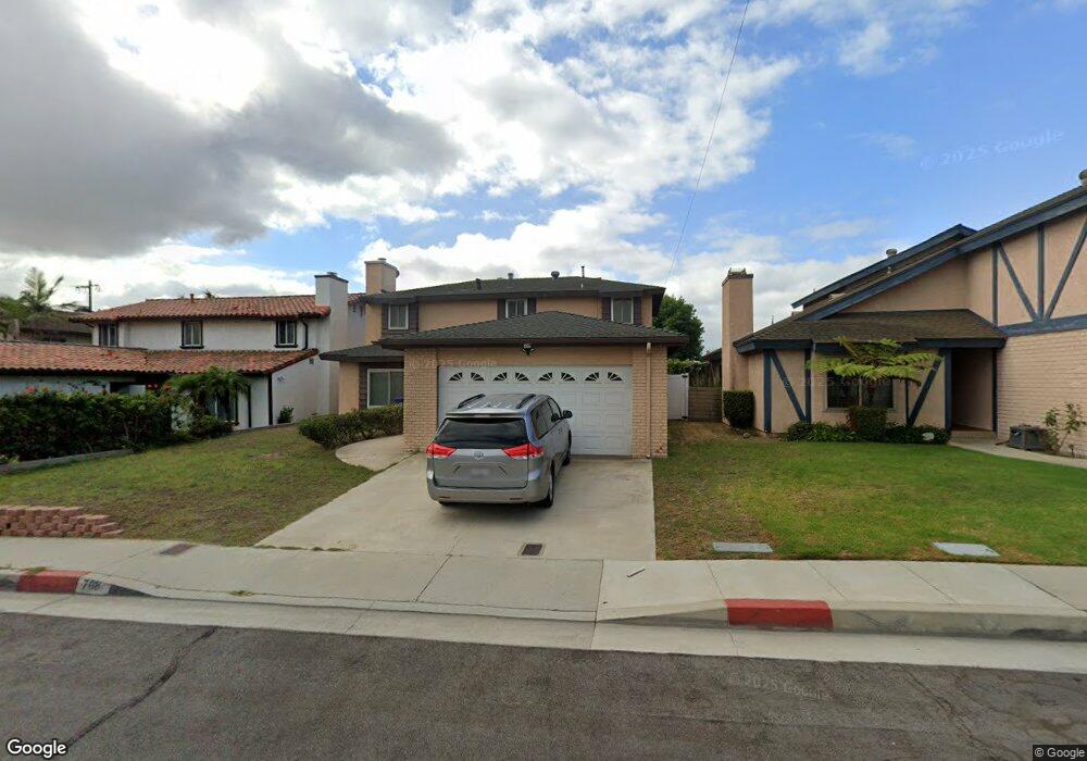 708 W Acacia Ave, El Segundo, CA 90245 - photo 1