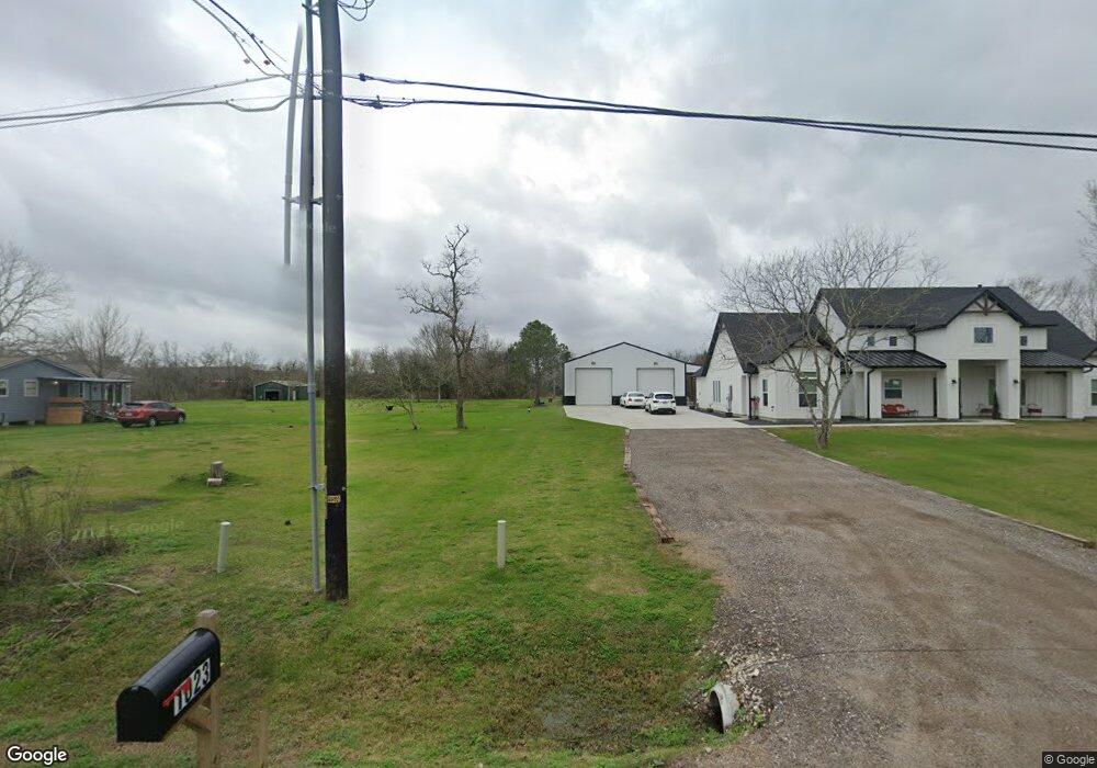 1023 County Road 695, Alvin, TX 77511 - photo 1