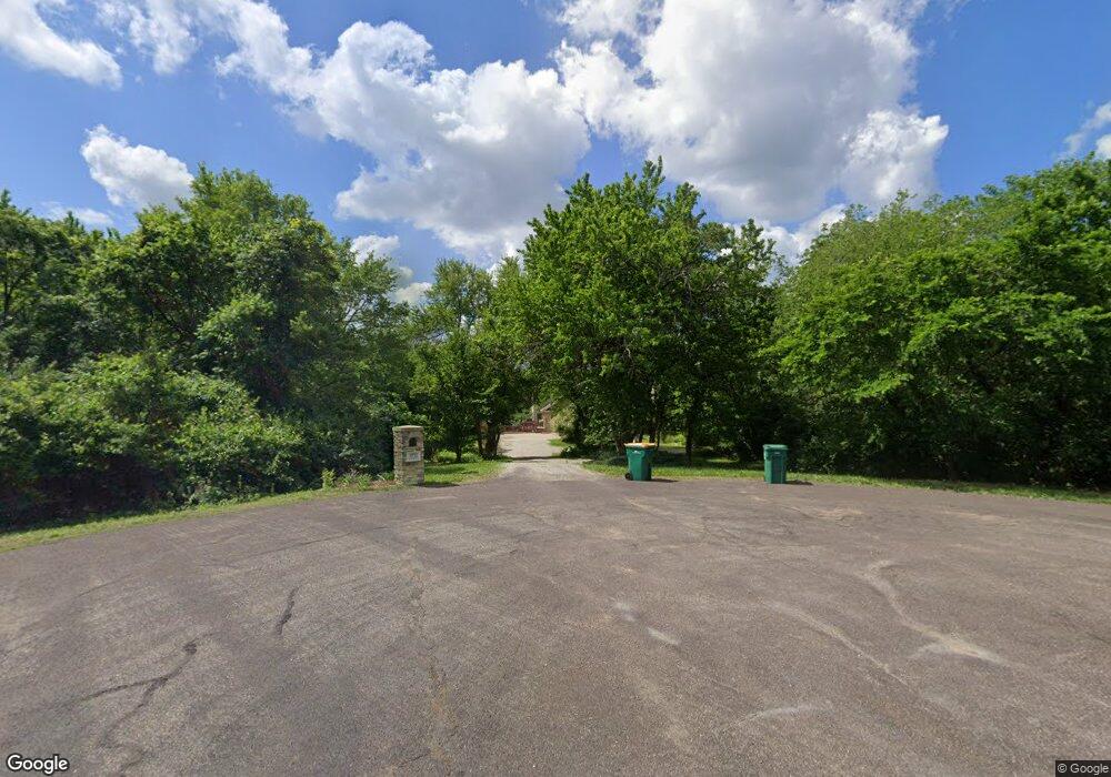 5711 SW Quail Run Ct, Topeka, KS 66610 - photo 1