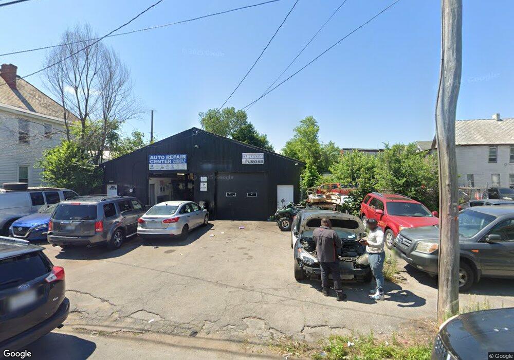 2 Hamlin St, Schenectady, NY 12307 - photo 1