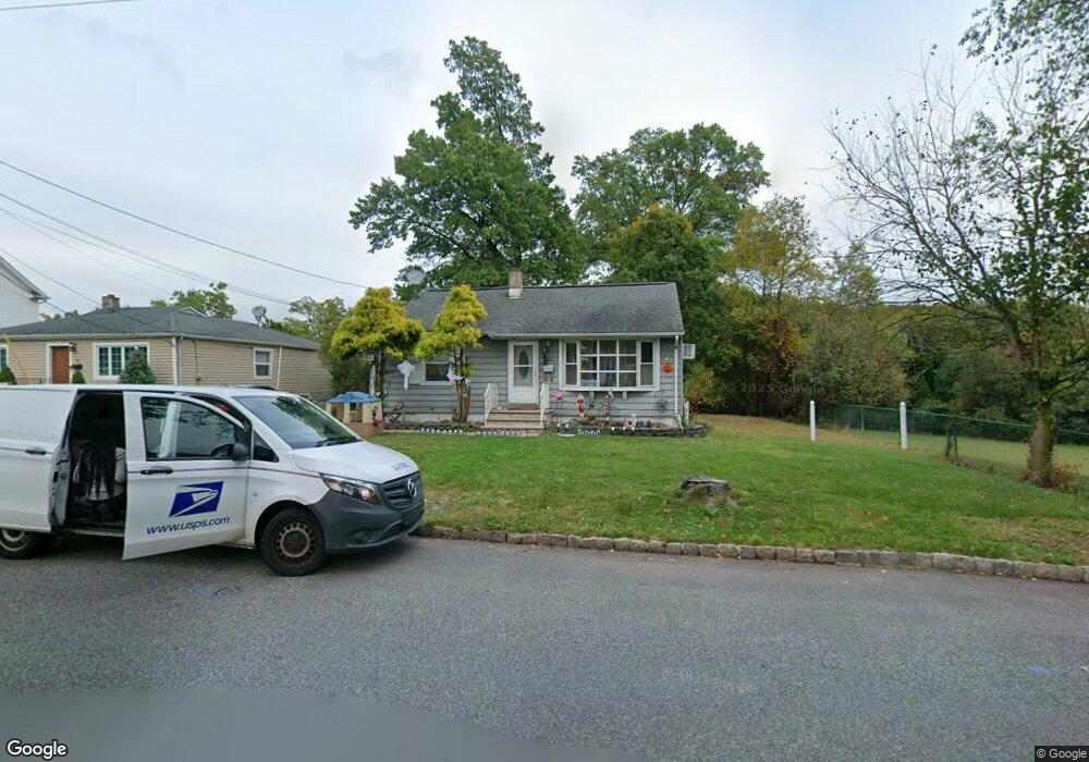 55 Lupine Way, Clark, NJ 07066 - photo 1