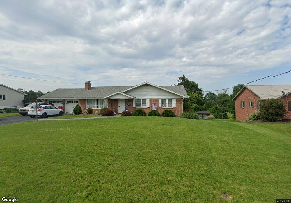 4657 Heckman Dr, Saint Thomas, PA 17252 - photo 1