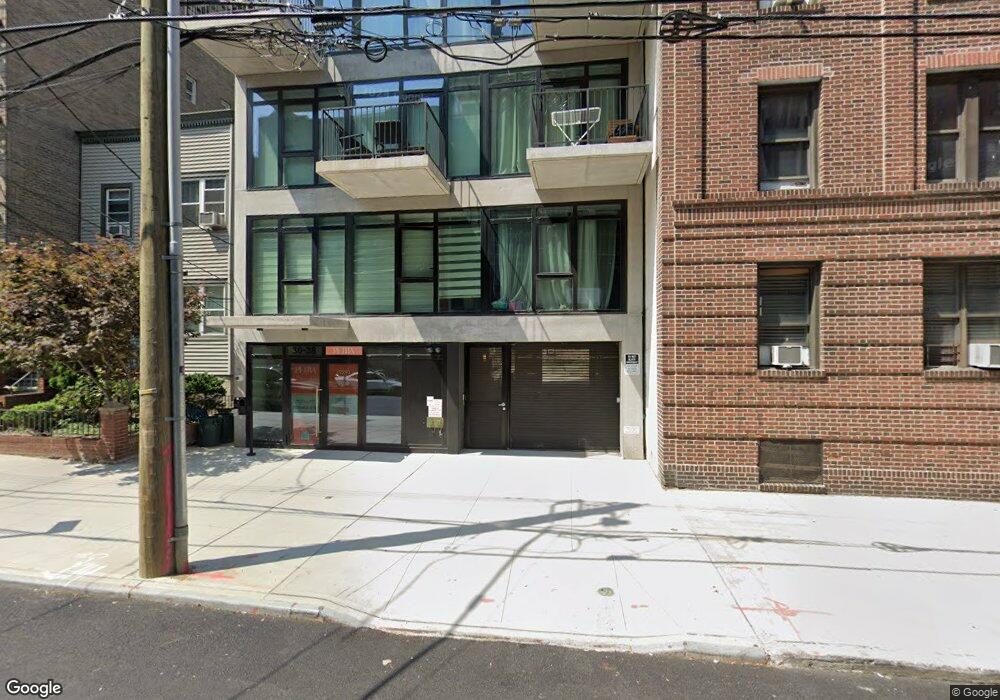 3038 29 Th St unit 5-C, Long Island City, NY 11102 - photo 1