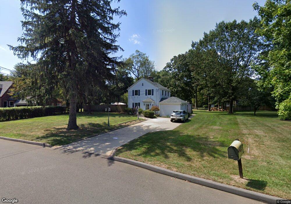 7 Voorhees Rd, New Brunswick, NJ 08901 - photo 1