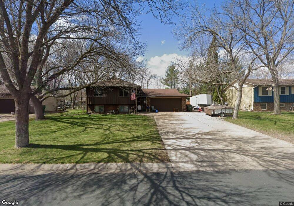 10460 Osage St NW, Coon Rapids, MN 55433 - photo 1