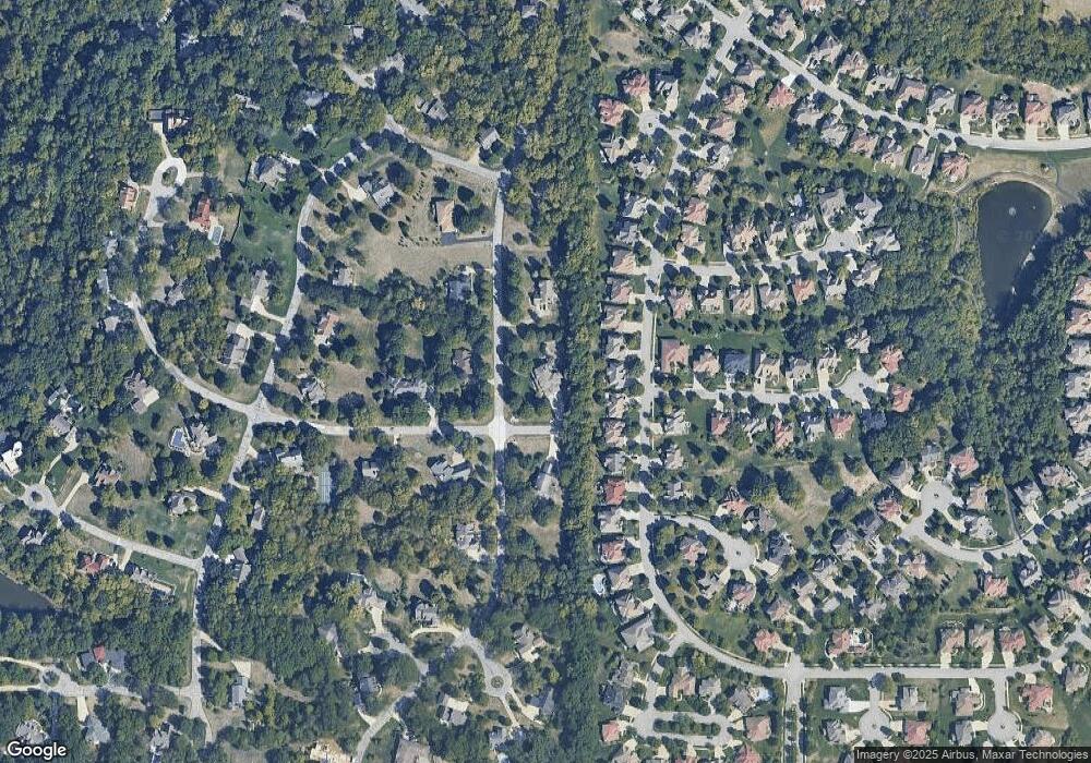 8845 Redbud Ln, Lenexa, KS 66220 - photo 1