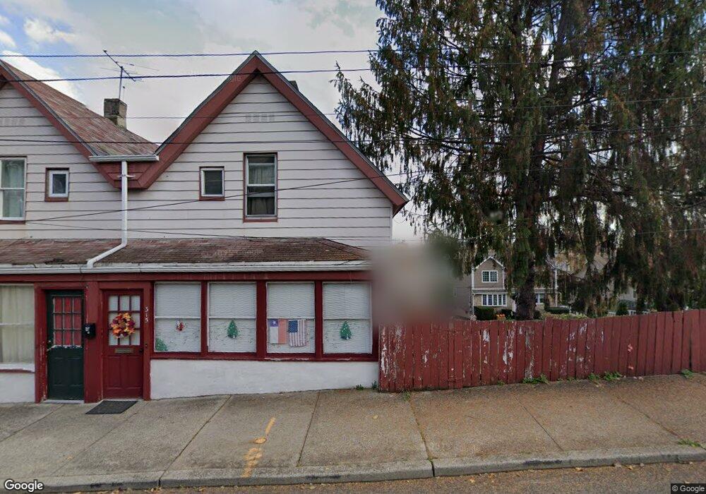 315 Lilac Ln, Carlstadt, NJ 07072 - photo 1