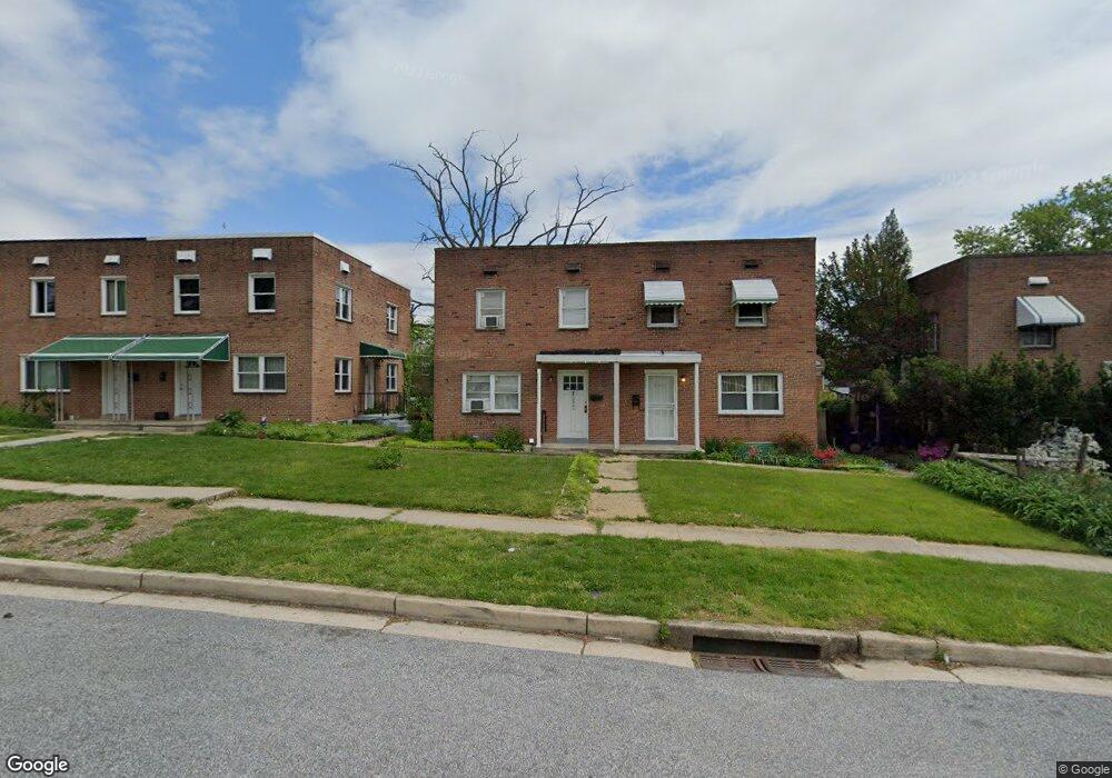 8523 Chestnut Oak Rd, Parkville, MD 21234 - photo 1