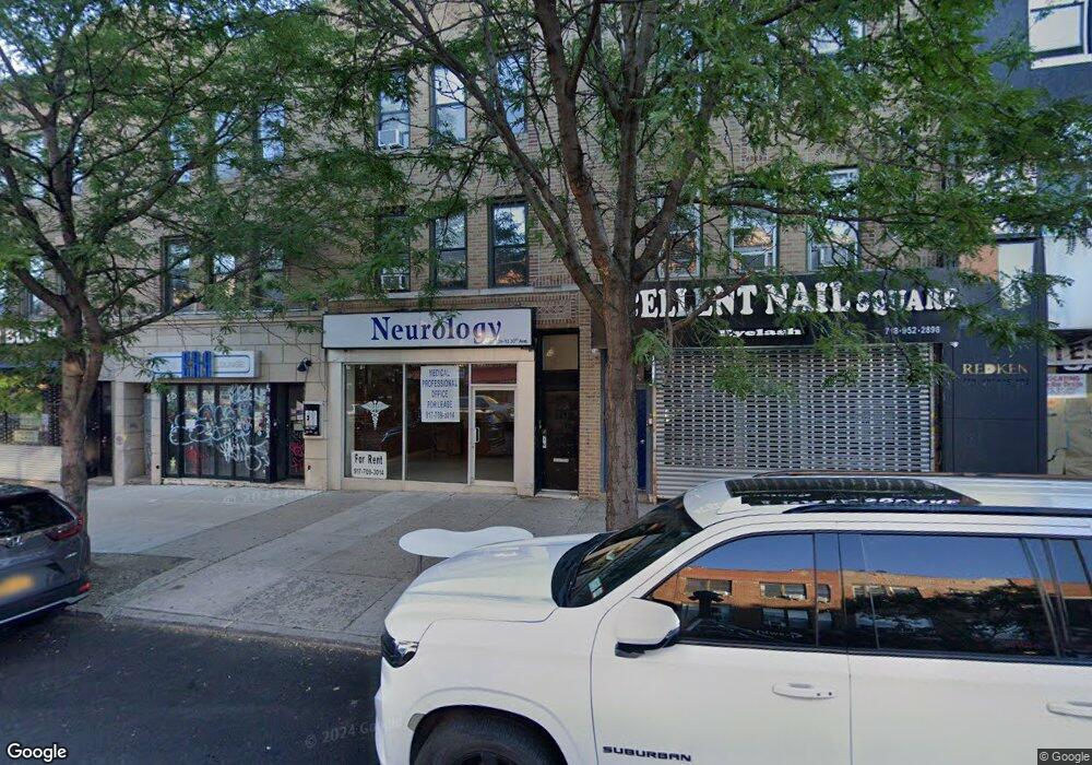 36-13 30th Ave unit 2, Astoria, NY 11103 - photo 1