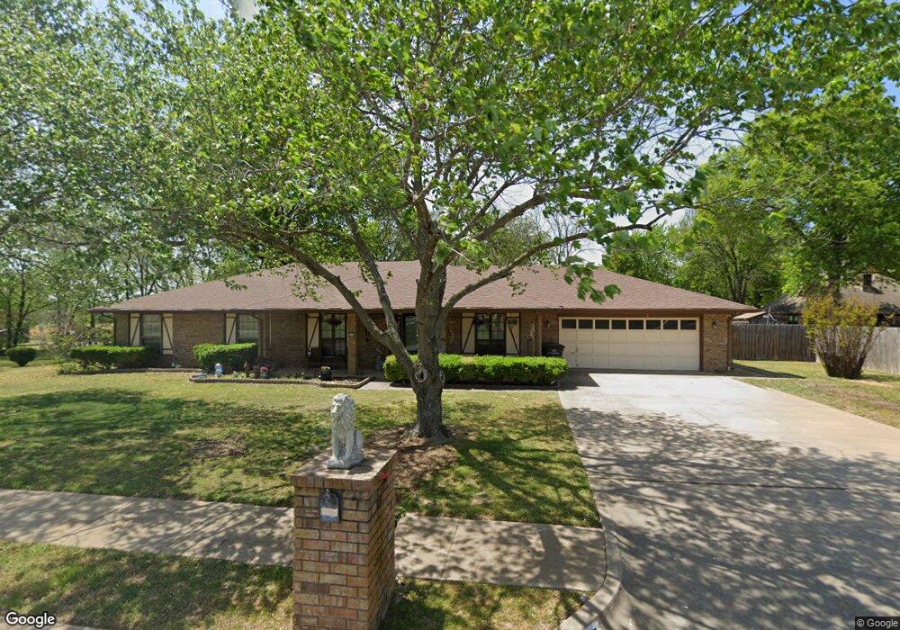 3305 Cambridge Ct, Bartlesville, OK 74006 - photo 1