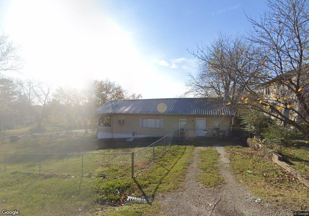 511 N 8th St, Henryetta, OK 74437 - photo 1