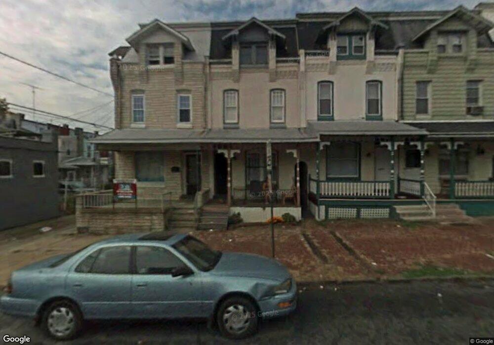 718 N Front St, Reading, PA 19601 - photo 1