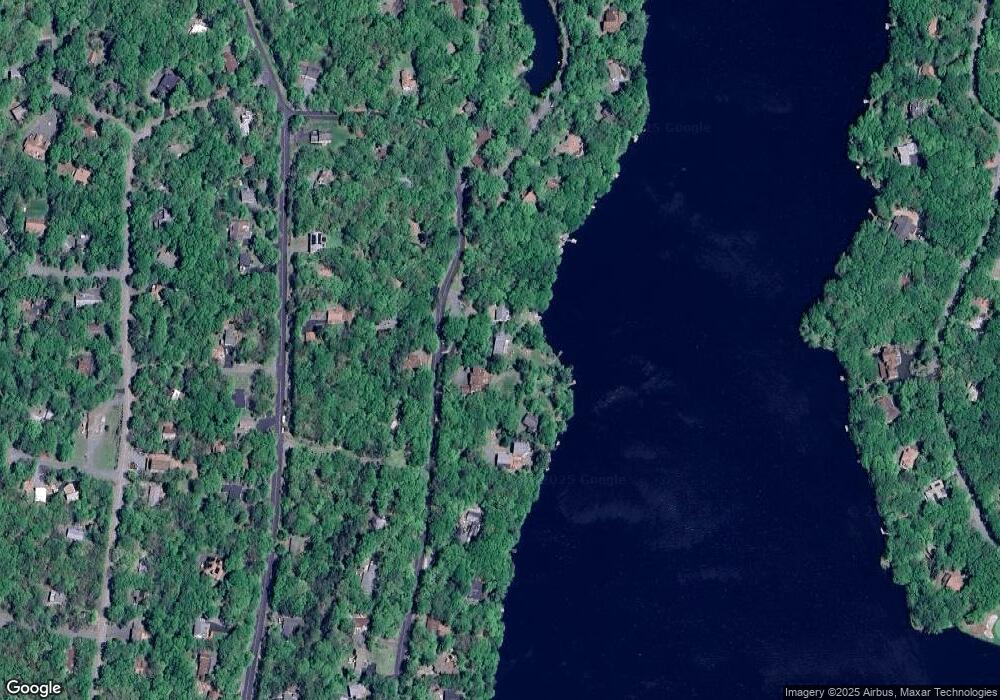 113 Water View Dr, Hawley, PA 18428 - photo 1