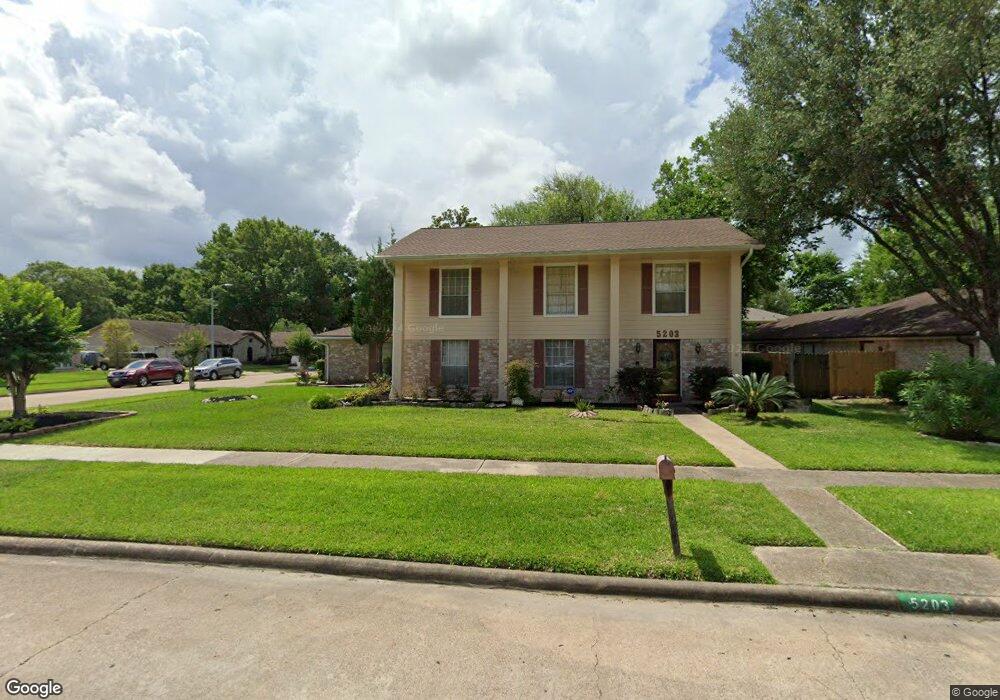 5203 Moss Glenn Ln, Houston, TX 77088 - photo 1