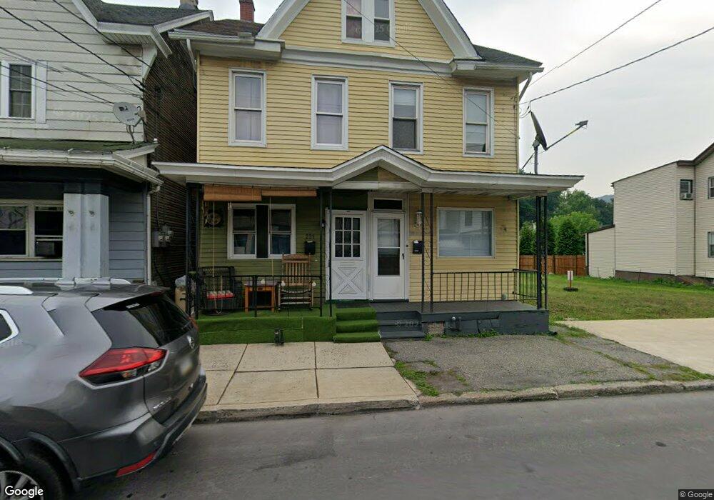 229 Pine St, Tamaqua, PA 18252 - photo 1