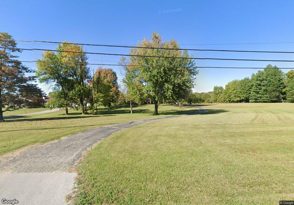 5611 E Manslick Rd, Louisville, KY 40219 - photo 1