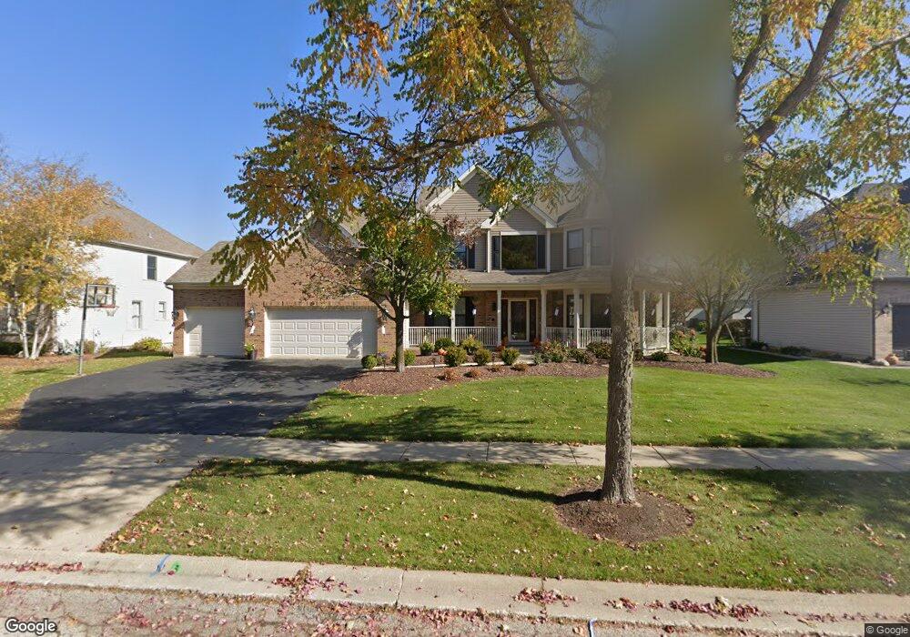 1305 Tunbridge Trail, Algonquin, IL 60102 - photo 1