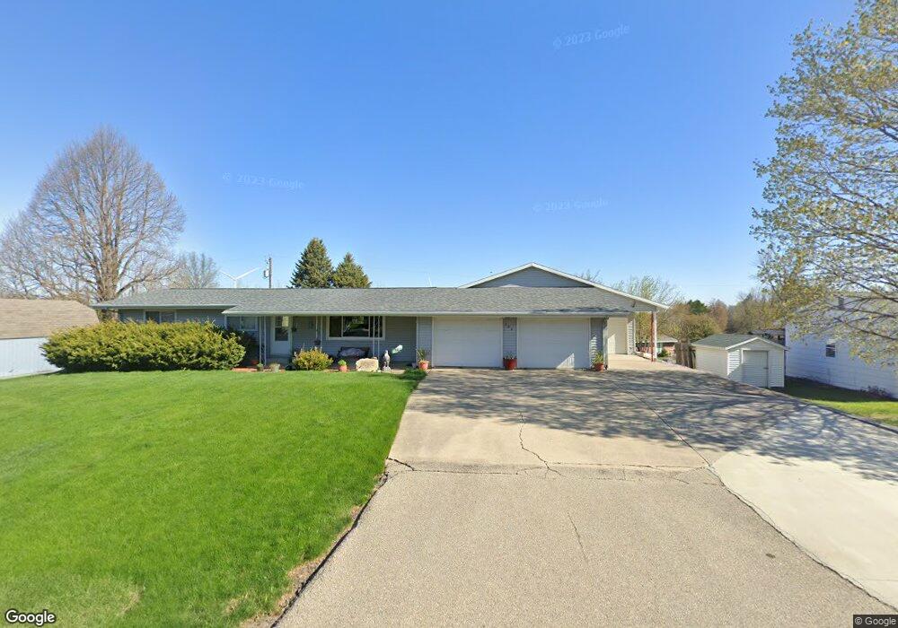 204 Wilson St, Laurel, IA 50141 - photo 1