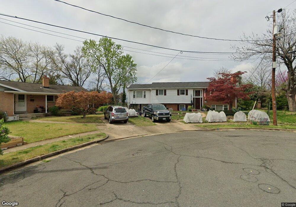 2944 Nob Hill Ct, Alexandria, VA 22314 - photo 1