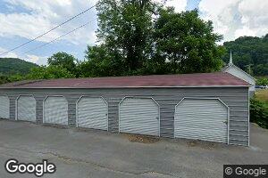 4 Renova St, Bramwell, WV 24715