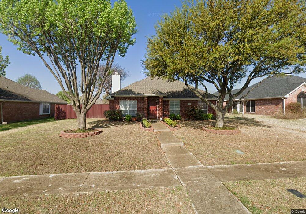 3809 Barrington Dr, Richardson, TX 75082 - photo 1