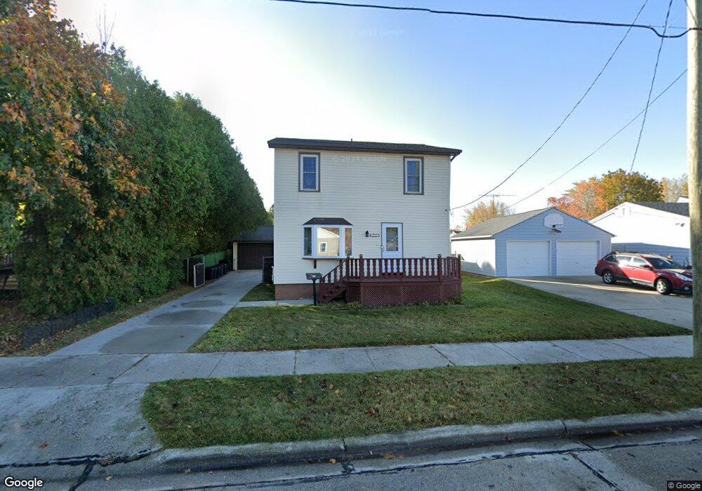 2737 13th St, Two Rivers, WI 54241 - photo 1