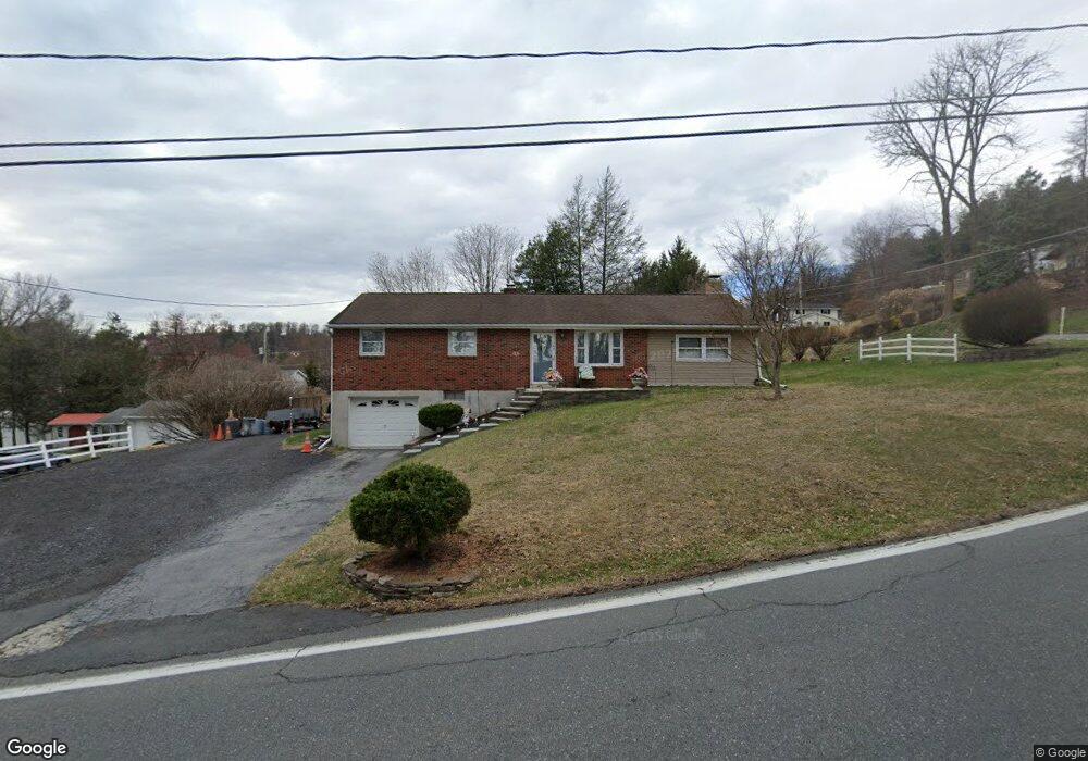124 Hill Ave, Mohnton, PA 19540 - photo 1