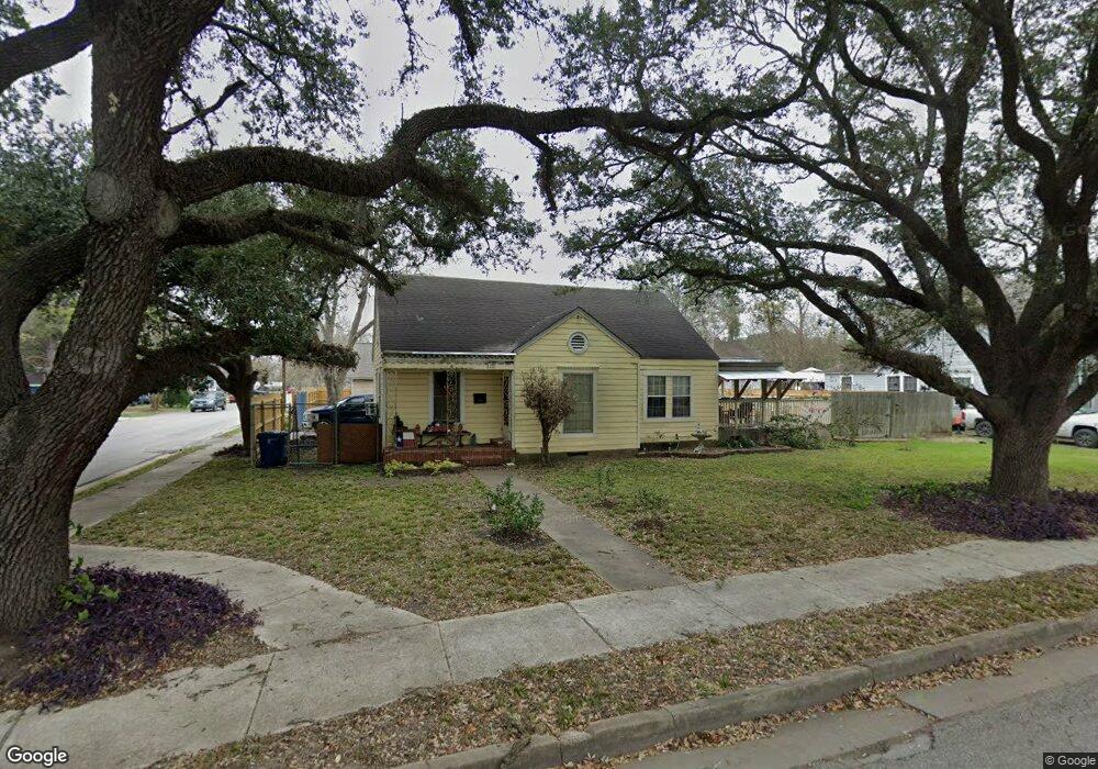 2701 Avenue G, Rosenberg, TX 77471 - photo 1