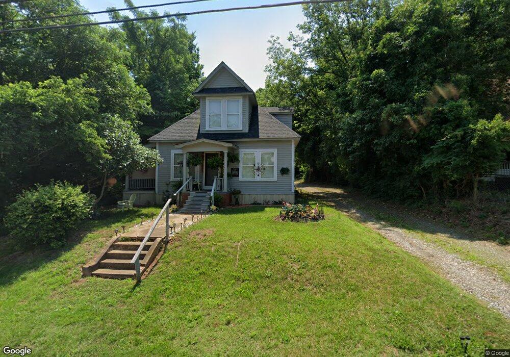 528 Stockton St, Statesville, NC 28677 - photo 1