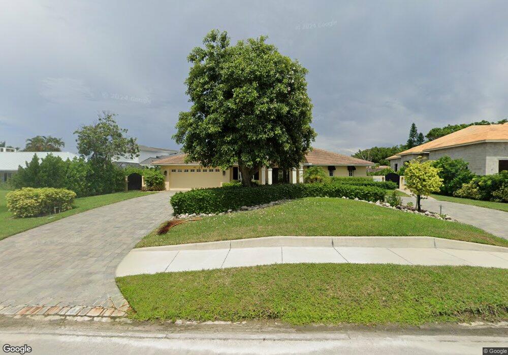 611 Park Shore Dr, Naples, FL 34103 - photo 1