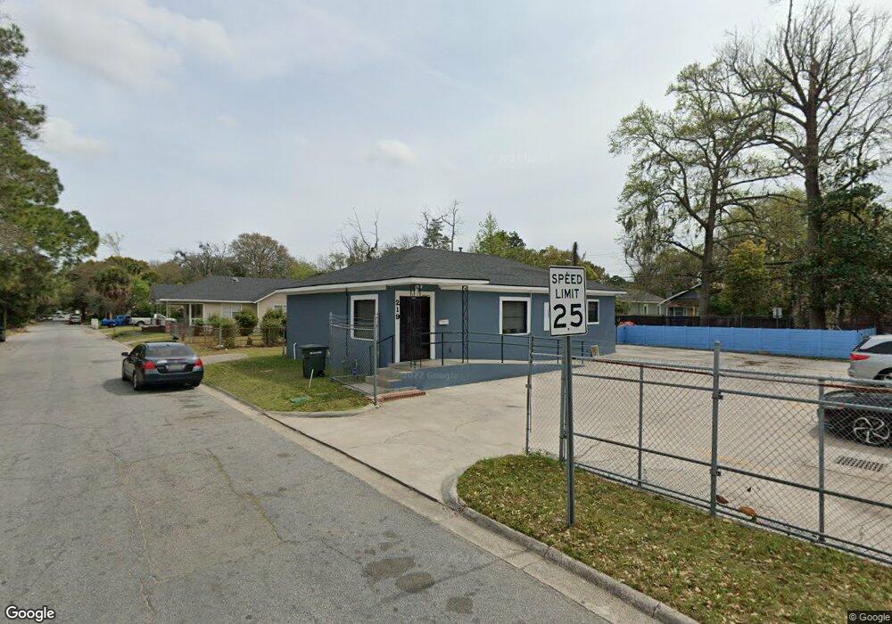 219 W 59th St, Savannah, GA 31405 - photo 1