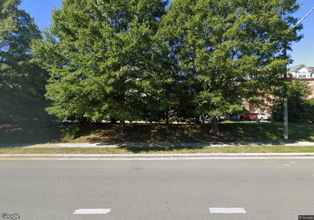 13035 Park Crescent Cir, Herndon, VA 20171 - photo 1