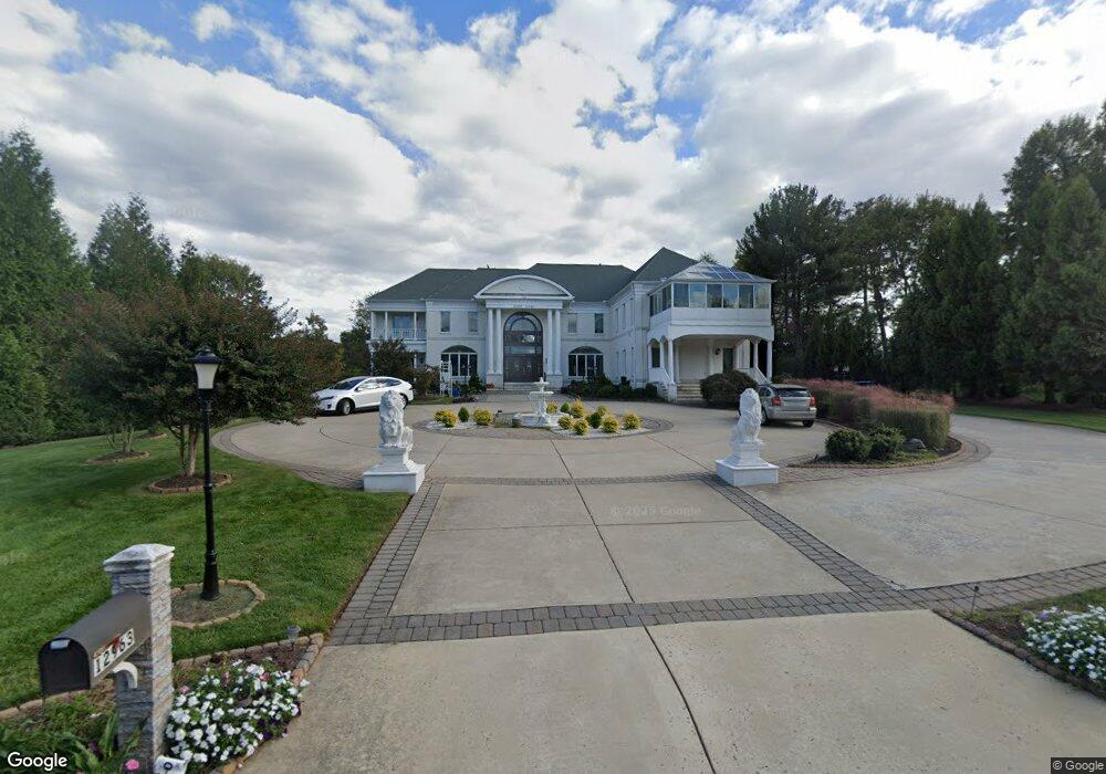 12963 Golden Meadow Ct, Fairfax, VA 22033 - photo 1