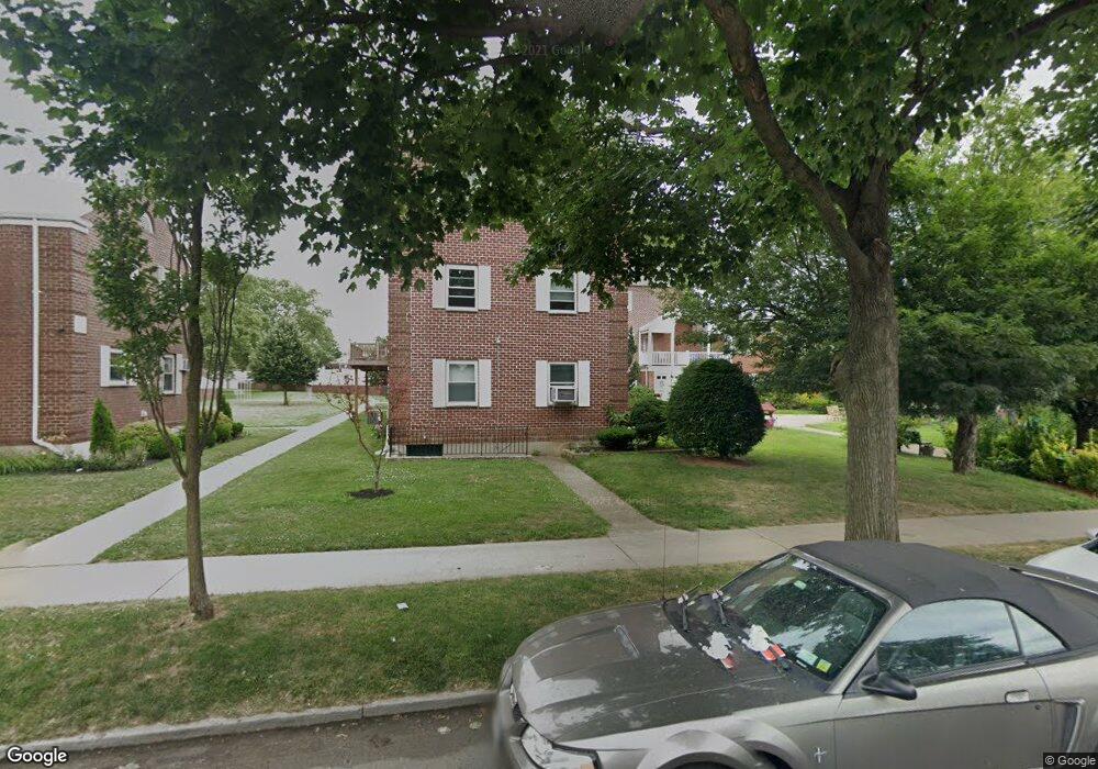7411 Little Neck Pkwy unit H2+3, Glen Oaks, NY 11004 - photo 1