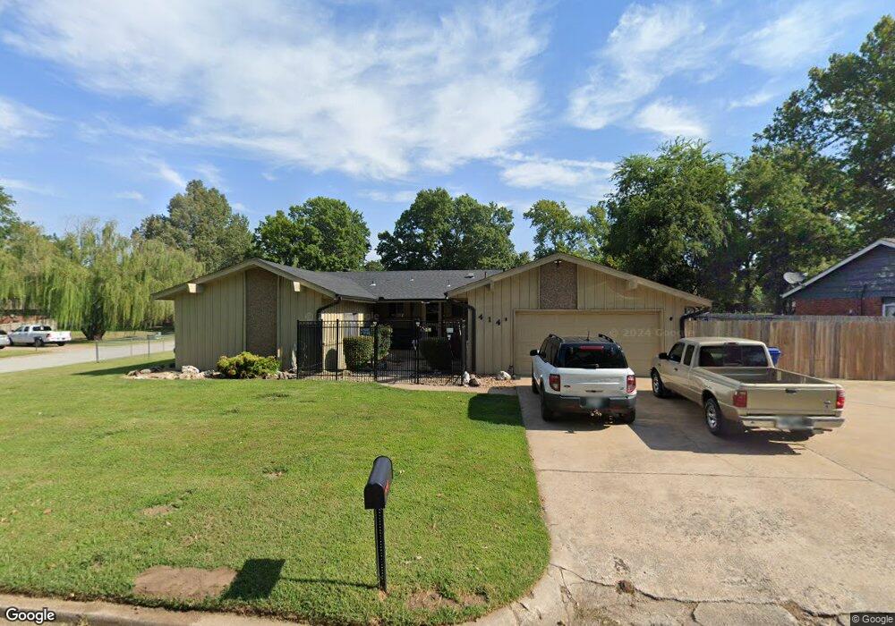 414 W Vandalia St, Broken Arrow, OK 74012 - photo 1