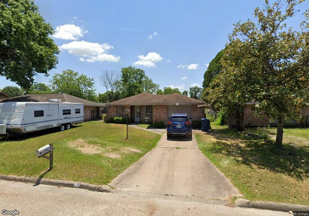 1919 Twinbrooke Dr, Houston, TX 77088 - photo 1