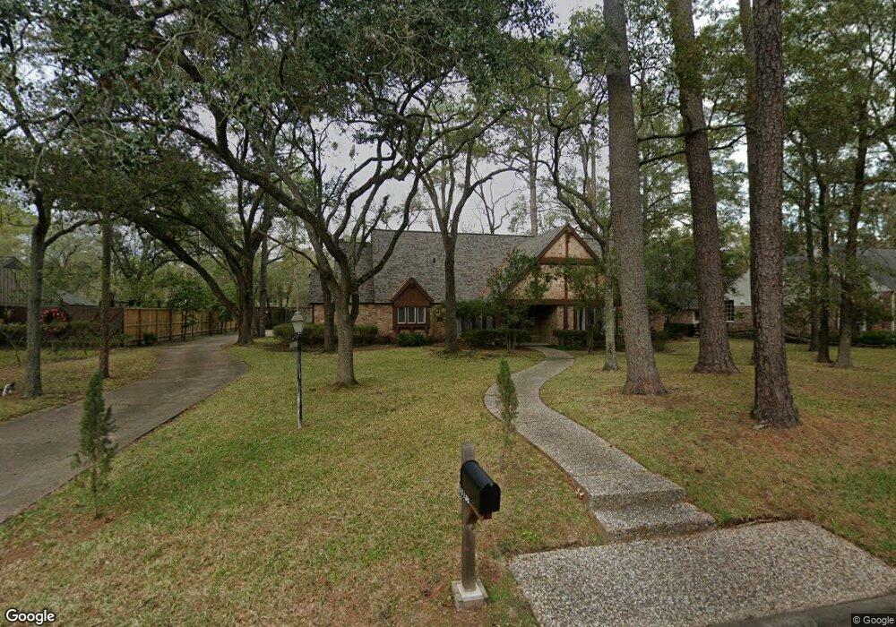 11730 Winshire Cir, Houston, TX 77024 - photo 1