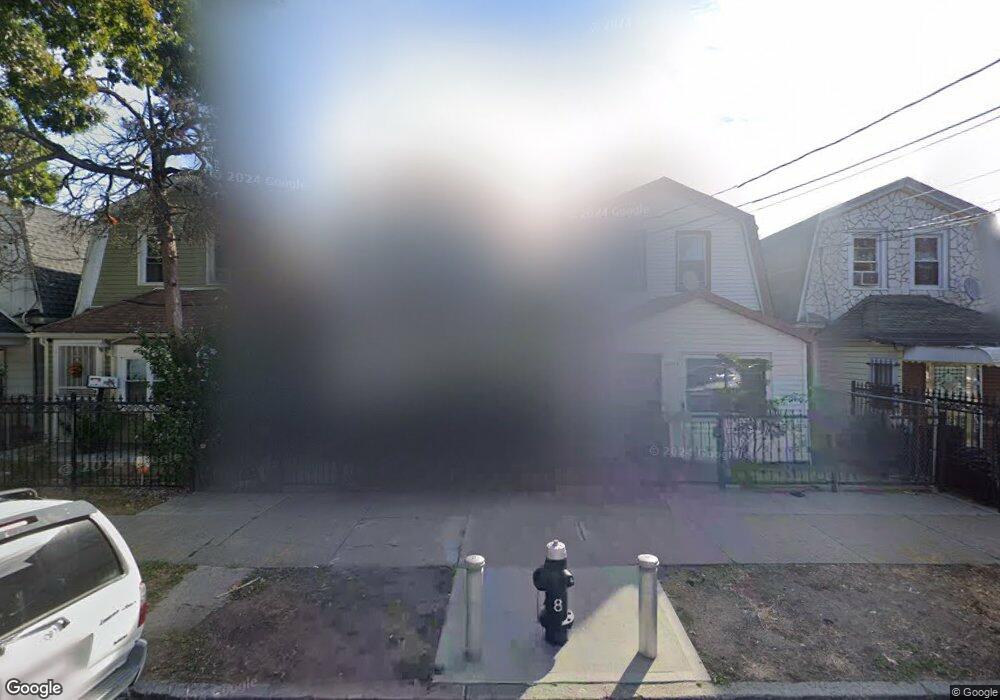 10827 157th St, Jamaica, NY 11433 - photo 1