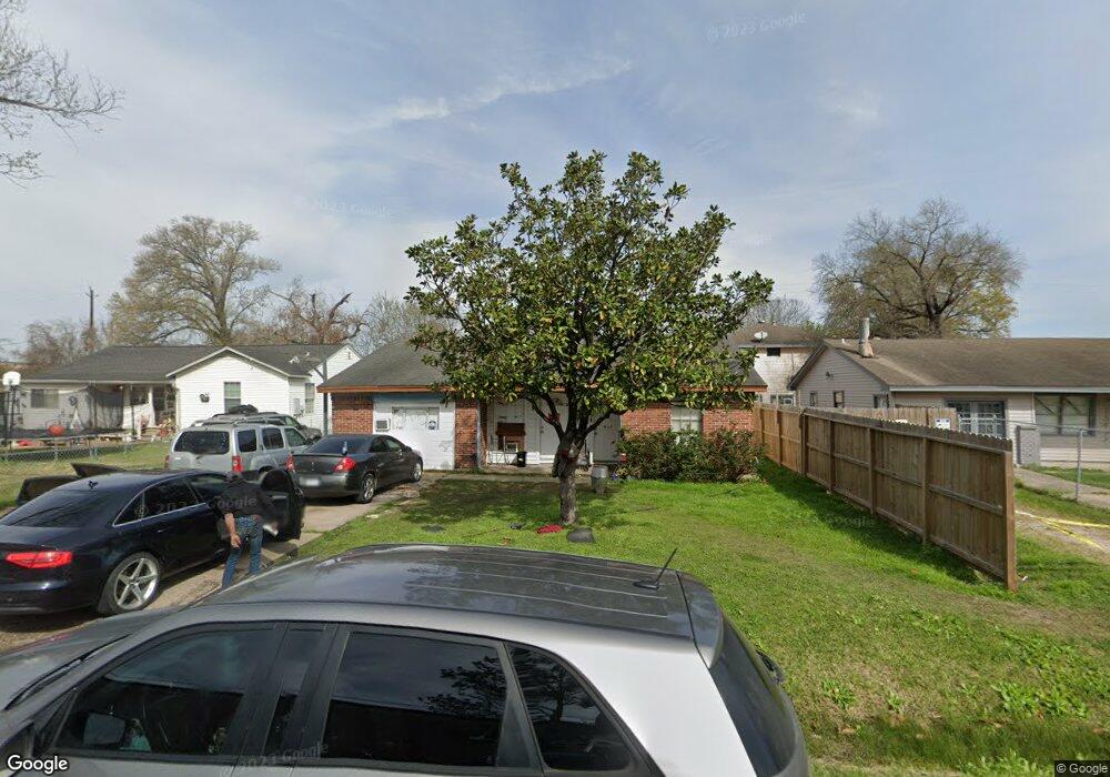 13429 Topeka St, Houston, TX 77015 - photo 1