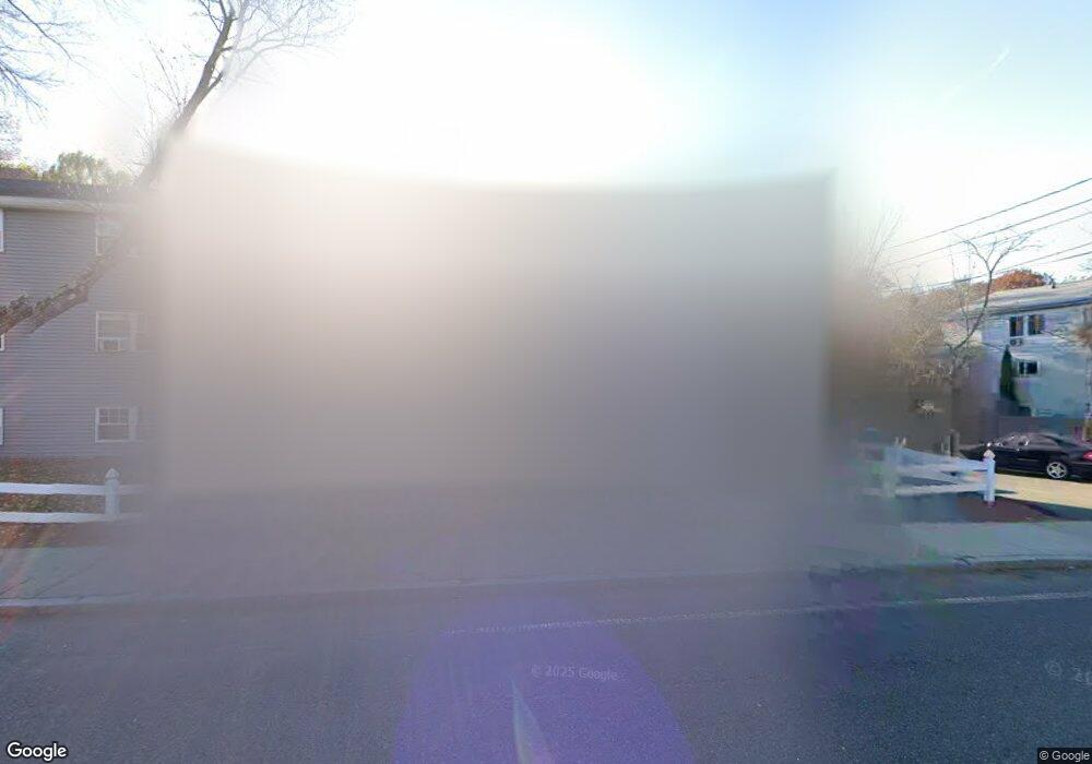 177 Franklin St unit 2,177, Stoneham, MA 02180 - photo 1