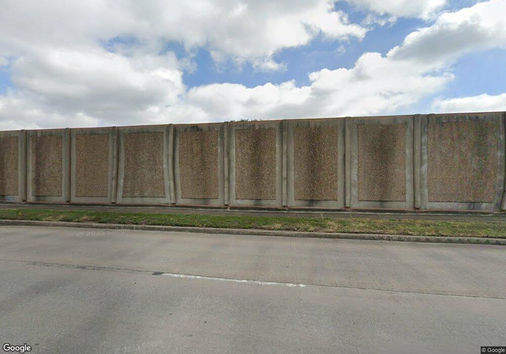 10324 Longmont Dr unit 6, Houston, TX 77042 - photo 1