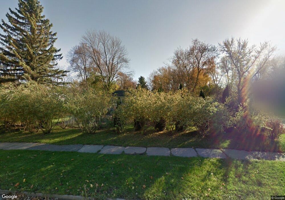 623 W Miller Rd, Lansing, MI 48911 - photo 1