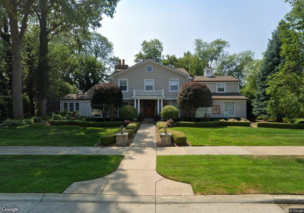 85 Deeplands Ct, Grosse Pointe Shores, MI 48236 - photo 1