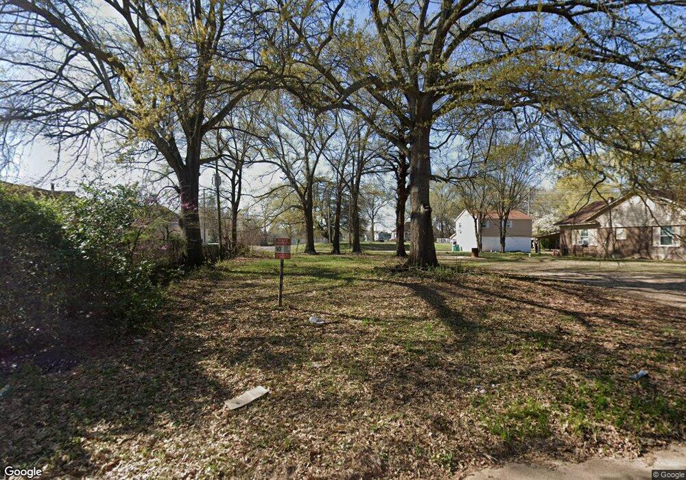 1907 W 15th St, Texarkana, TX 75501 - photo 1
