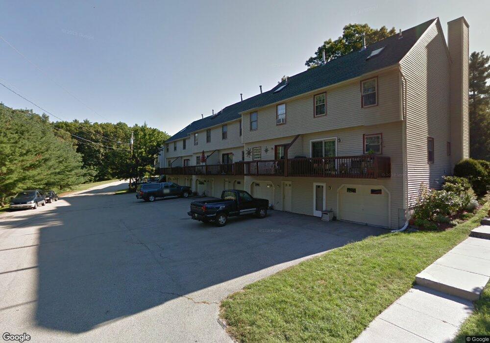 5 Stanstead Place unit U328, Nashua, NH 03063 - photo 1