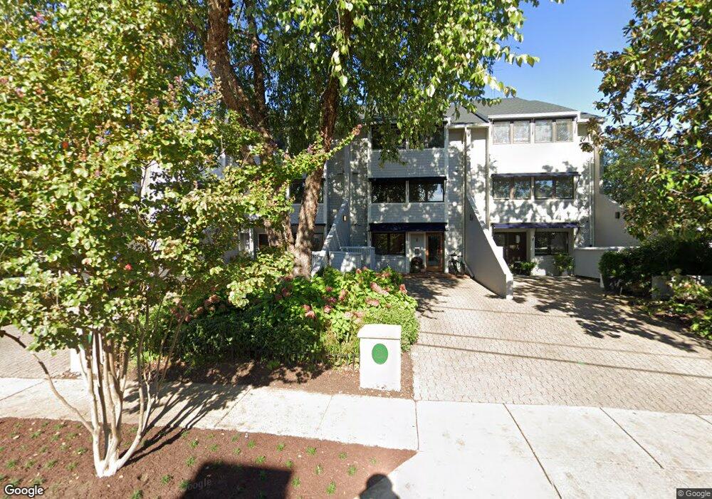 2 Horn Point Ct, Annapolis, MD 21403 - photo 1