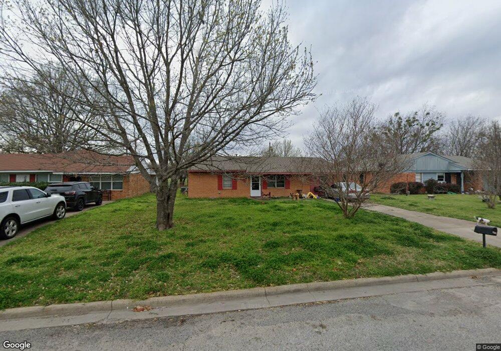 1306 S 1st St, Corsicana, TX 75110 - photo 1